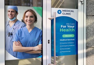 självhäftande vinyl för skyltfönster med tryck